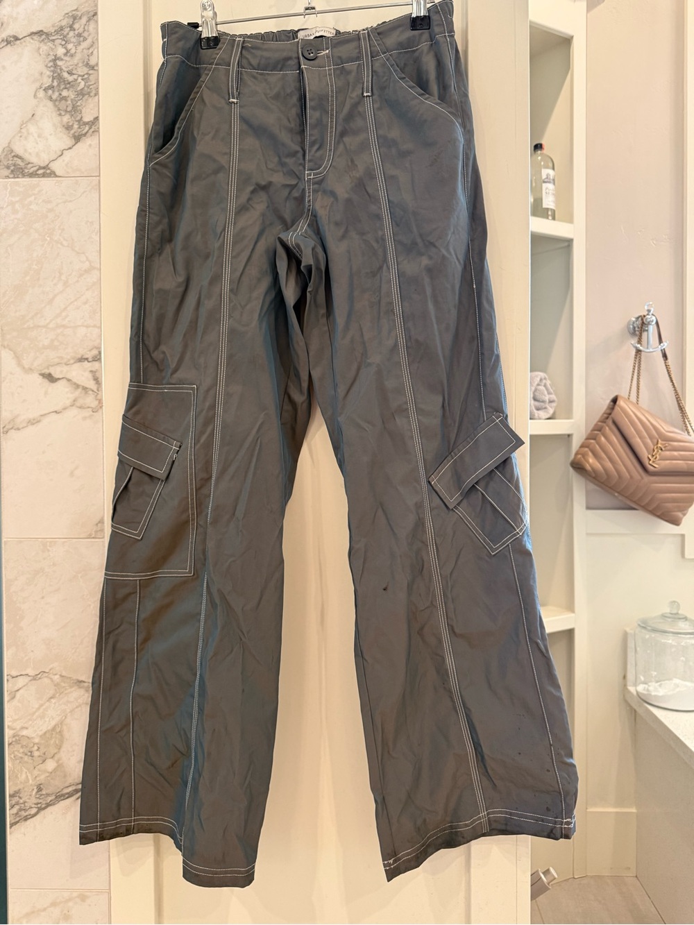 Urban Outfitters Gray Wide-Leg Cargo Pants with Contrast Stitching